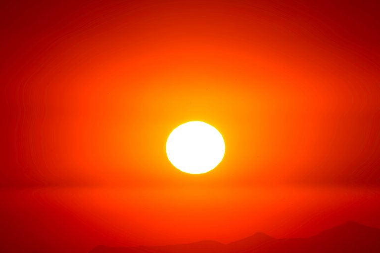 Beneficios y peligros del Sol en el desierto más árido del mundo