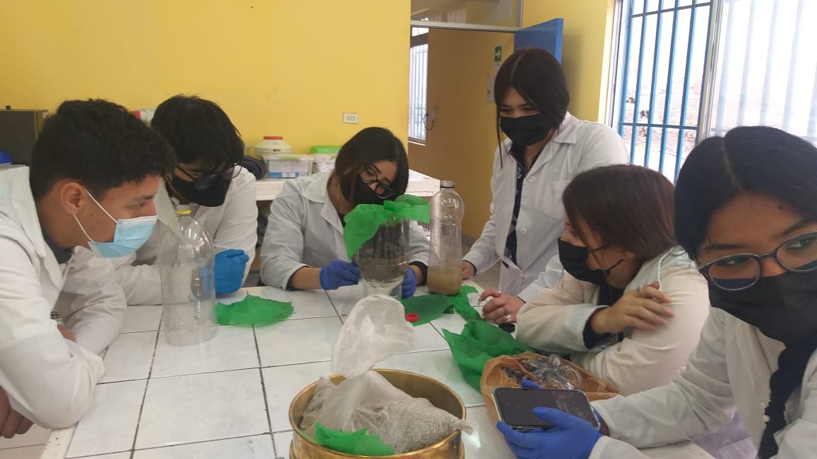 Educadores comienzan a aplicar herramientas adquiridas durante Campamento de Ciencias de Explora Antofagasta