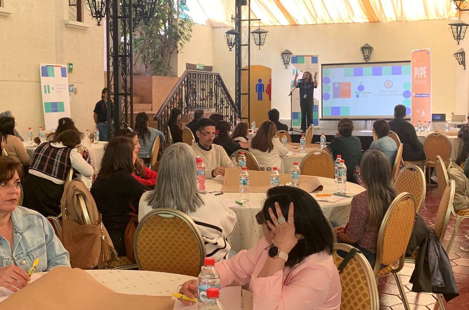 Más de 100 docentes y educadoras participaron el primer Encuentro Interregional PAR Explora Antofagasta