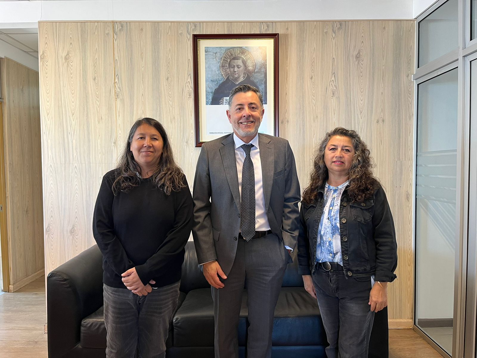 PAR Explora Antofagasta y Universidad Santo Tomás se vinculan en torno a Convocatoria de Asesores/as Científicos/as IIE 2024