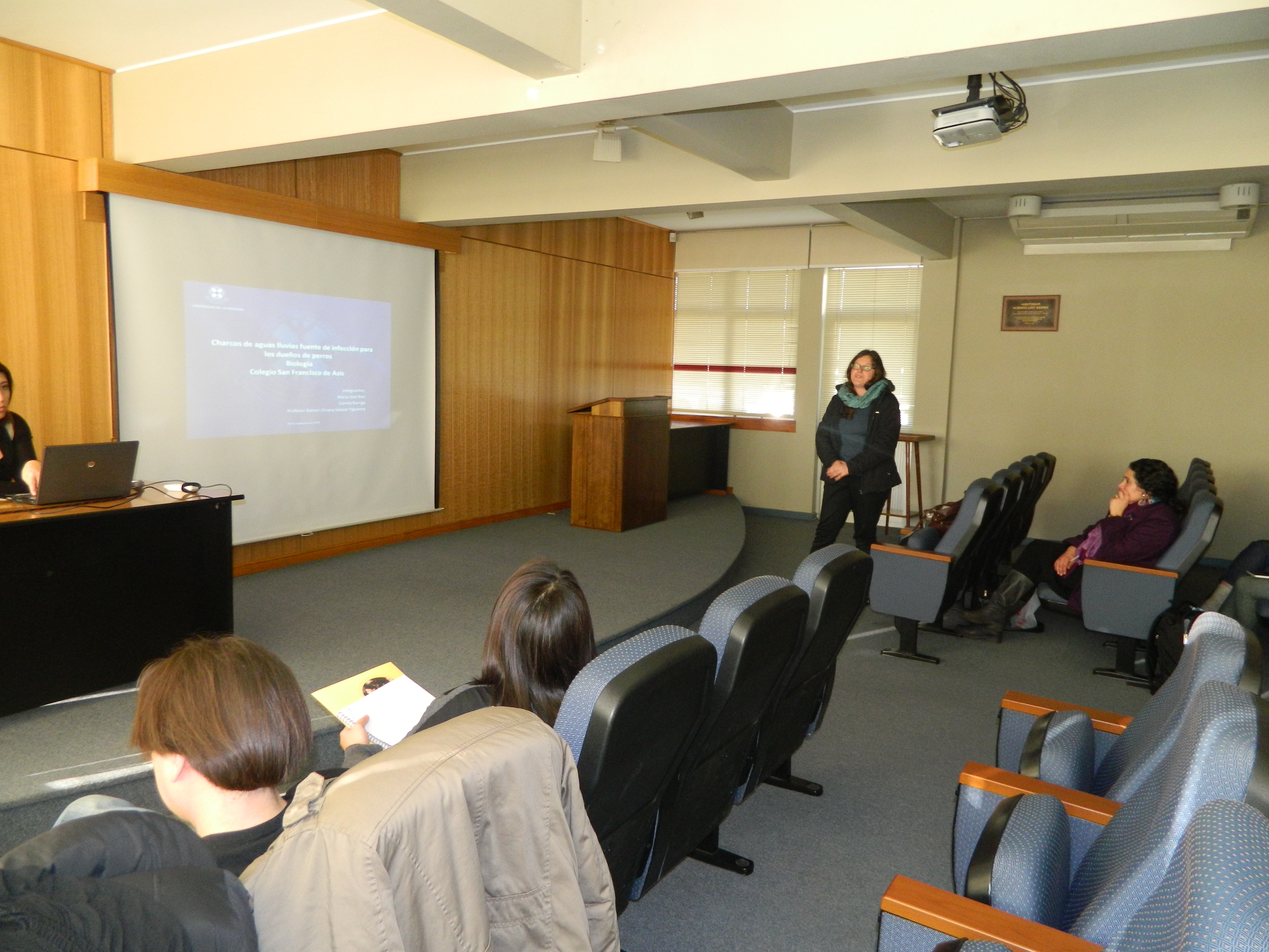 Profesores de La  Araucanía presentan propuestas científicas en taller de investigación escolar