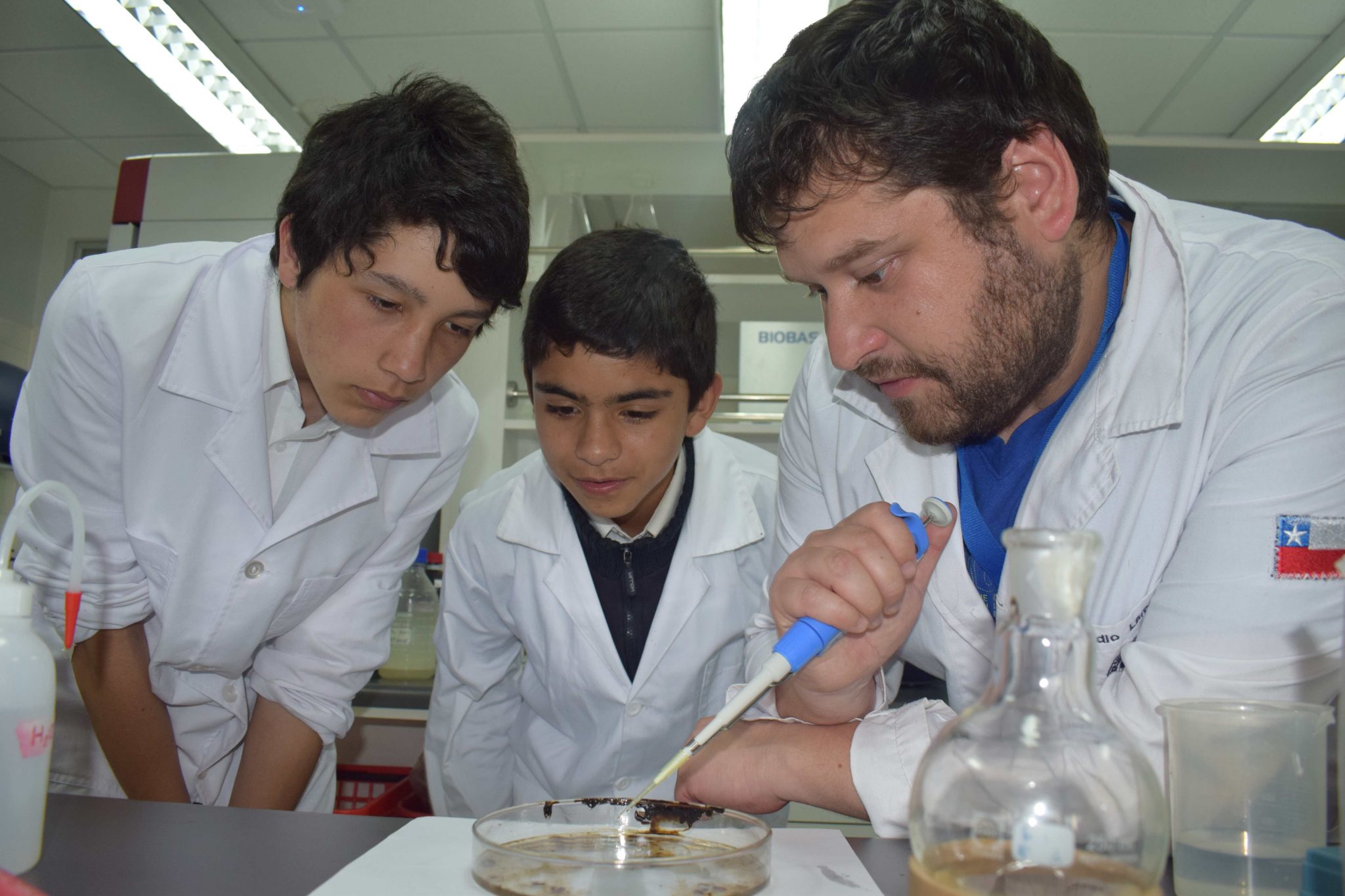 Jóvenes de Chol Chol participan de diferentes Pasantías de Investigación
