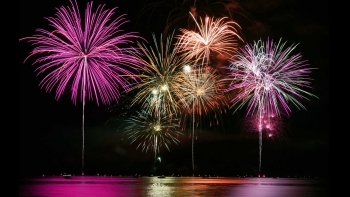 Fuegos Artificiales: Magia Milenaria para la Bienvenida al 2015