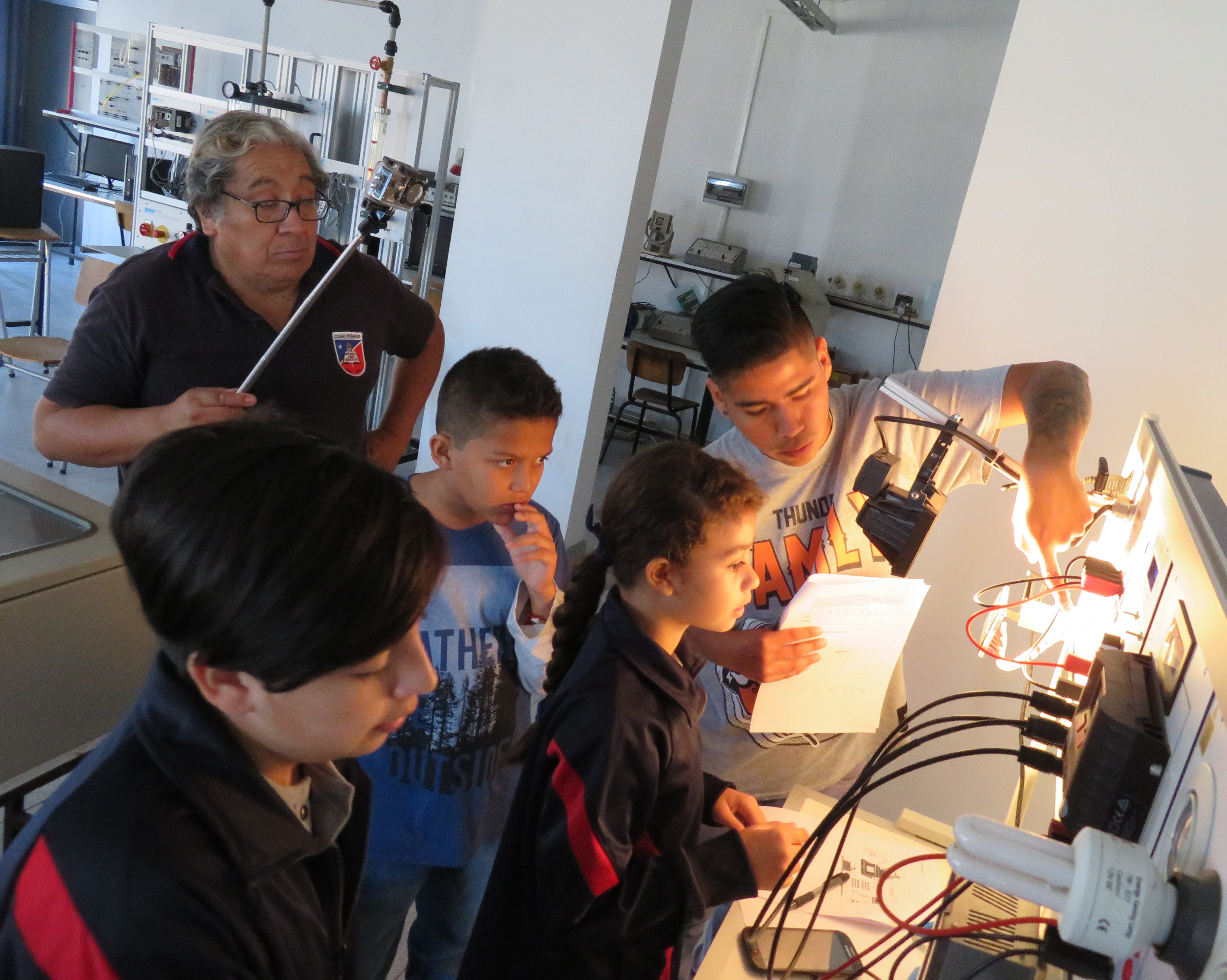 Compromiso docente: “Con la ciencia no va a haber divorcio ni separación”