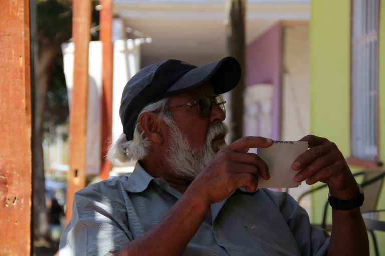 Del panel al croquis: Luis Briones y su incansable amor por el arte y el desierto