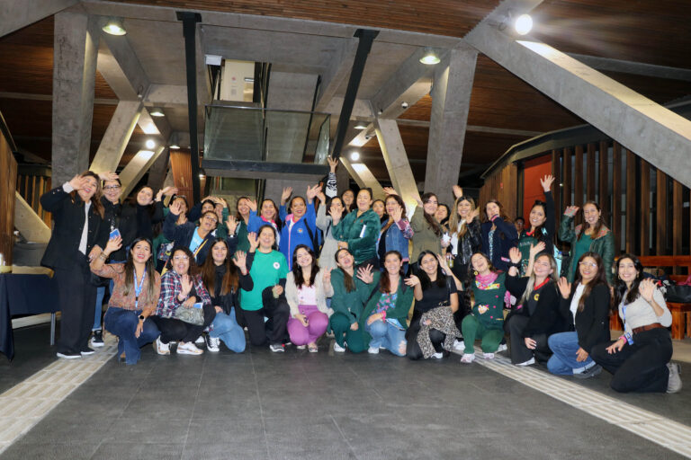 Departamento de Educación y Explora fortalecen la enseñanza de la ciencia en la primera infancia