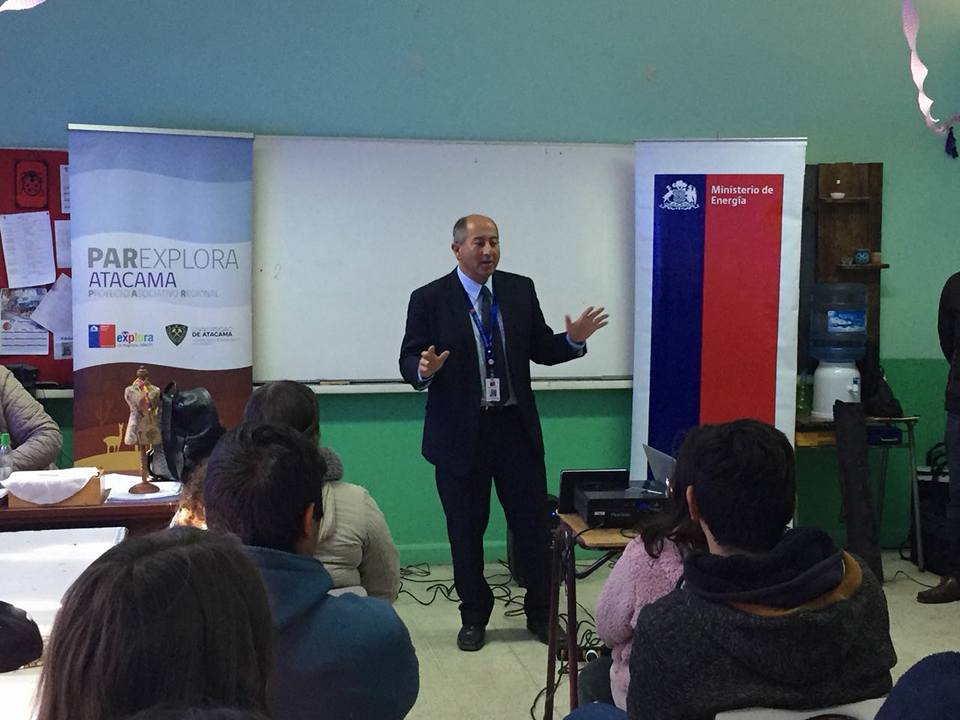 1000 científicos 1000 aulas se inauguró en Atacama con charla sobre eficiencia energética