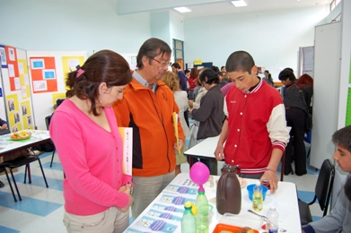 Seminario relevó investigaciones sobre ocupación humana en litoral de Aysén
