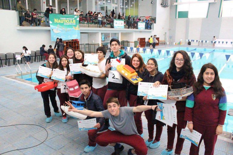 Ayseninos/as pusieron a prueba su ingenio naval en la 2da Carrera Regional de Nauticlaje