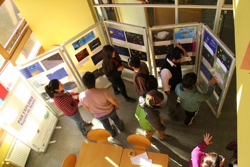Estudiantes ganadores del concurso “Aysén mira tu cielo”