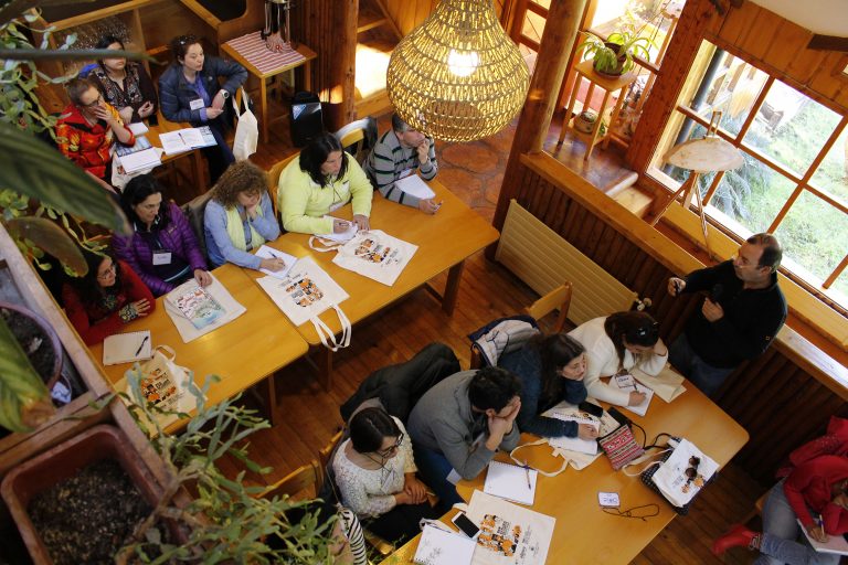 Docentes profundizaron sus conocimientos en evolución y adaptaciones
