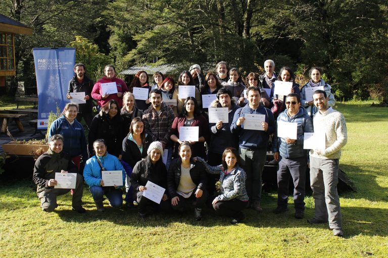 Docentes se capacitaron en indagación escolar y “bosques en miniatura”