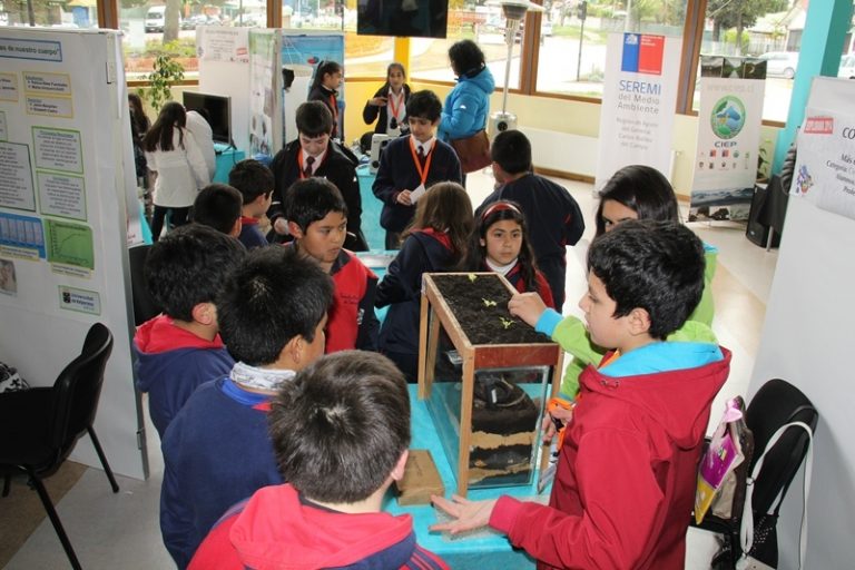 Exitosa realización de VII Feria Escolar EXPLORAMA