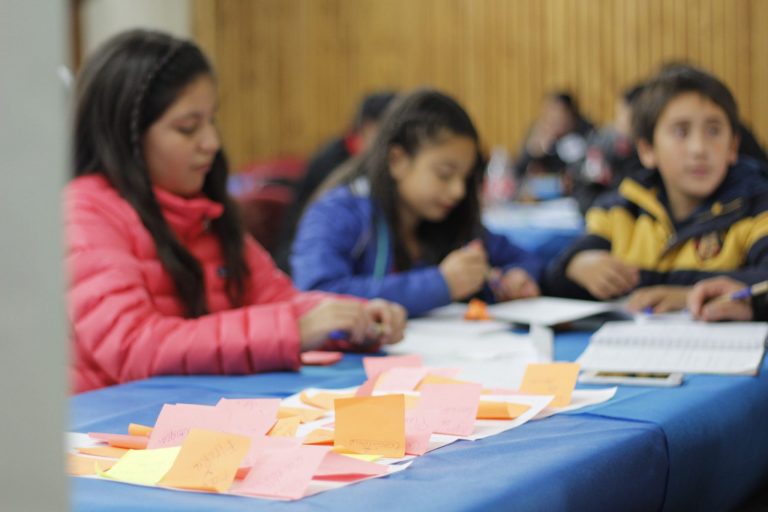 Taller de metodología reunió a escolares que comienzan investigaciones en ciencia y tecnología