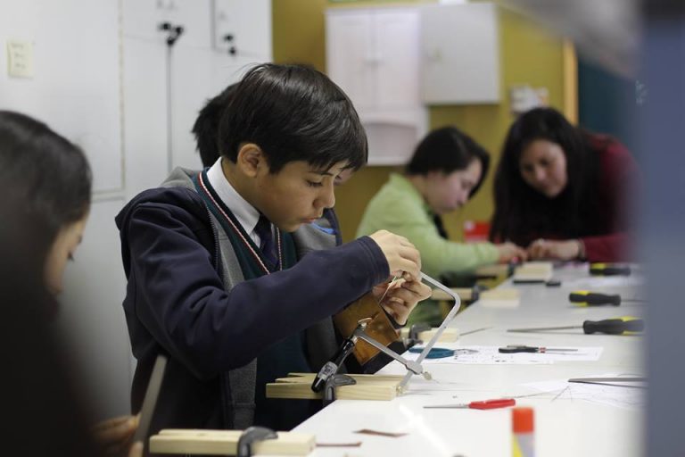 Escolares abordaron biodiversidad marina en talleres de ciencia y artesanía
