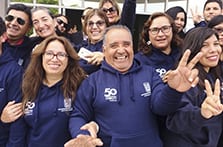 Con el polerón puesto