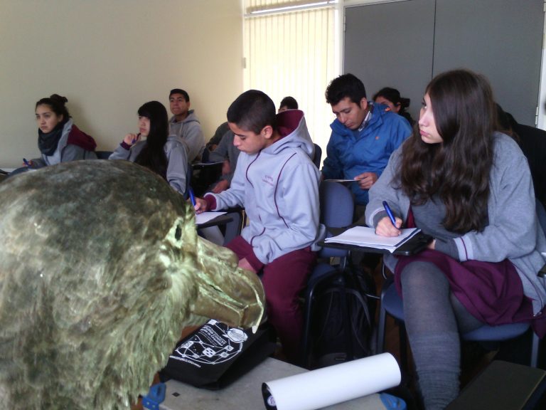 Alumnos de Vicuña conocieron más sobre las Aves Marinas