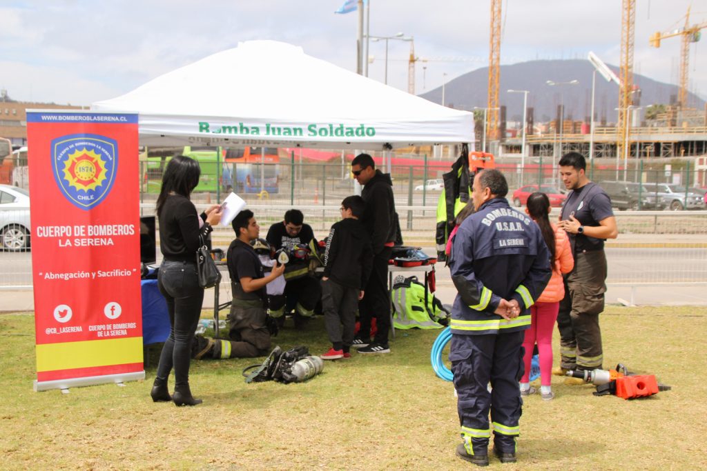 El trabajo de Bomberos cautivó a grandes y chicos 