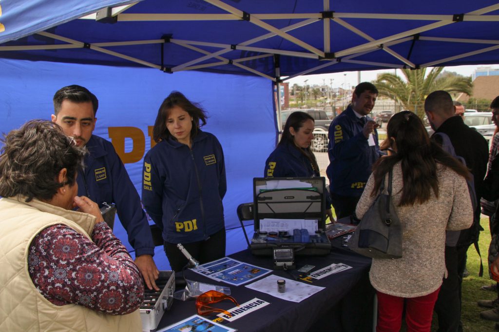 La PDI se lució en la Fiesta de la Ciencia 