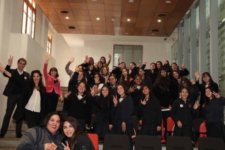 Tercer concurso audiovisual sobre científicas chilenas incorpora nuevo premio del público