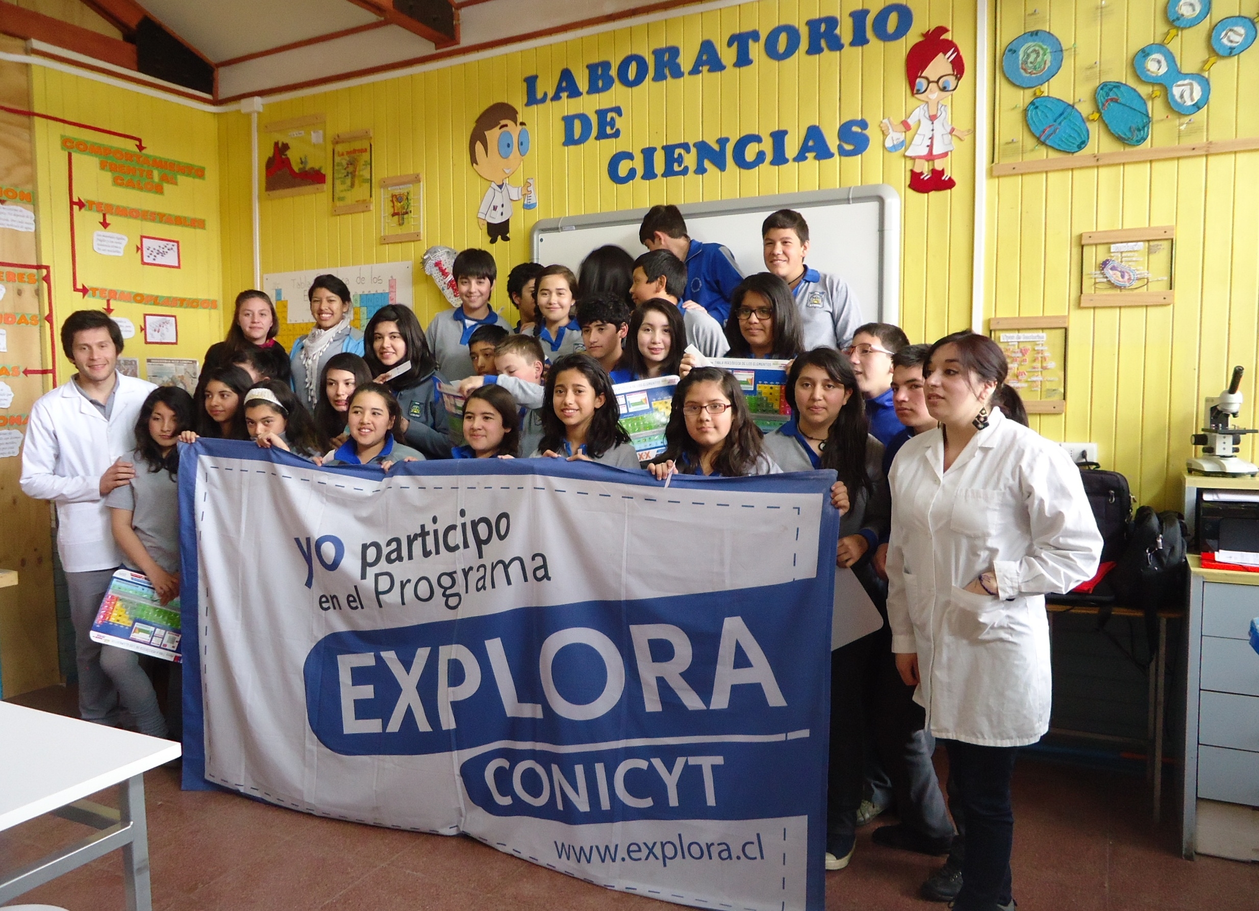 Estudiantes de la Provincia de Palena conocieron más sobre biología y bacterias