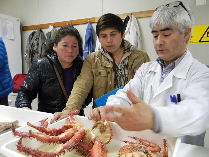 Los laboratorios de la Umag se llenaron de escolares