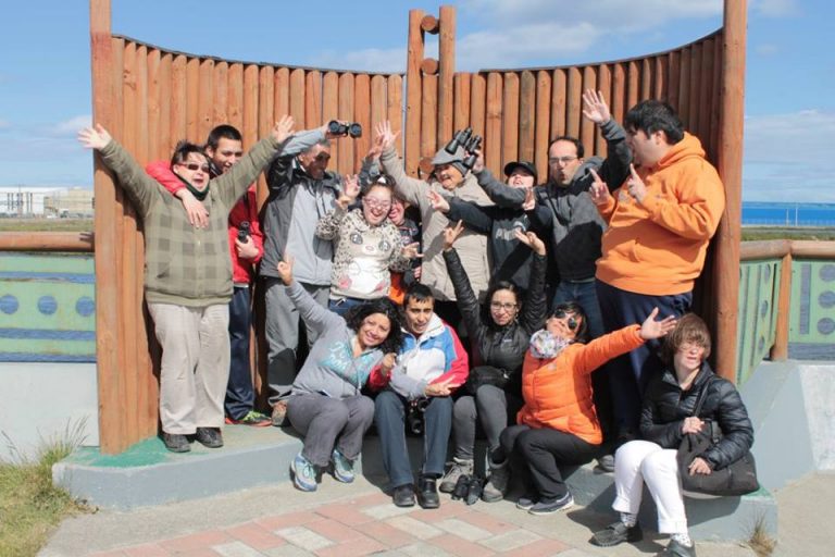 Taller “Conociendo las Aves de mi Región”: Integrantes de la Agrupación Manos de Hermanos visitaron el Humedal Tres Puentes