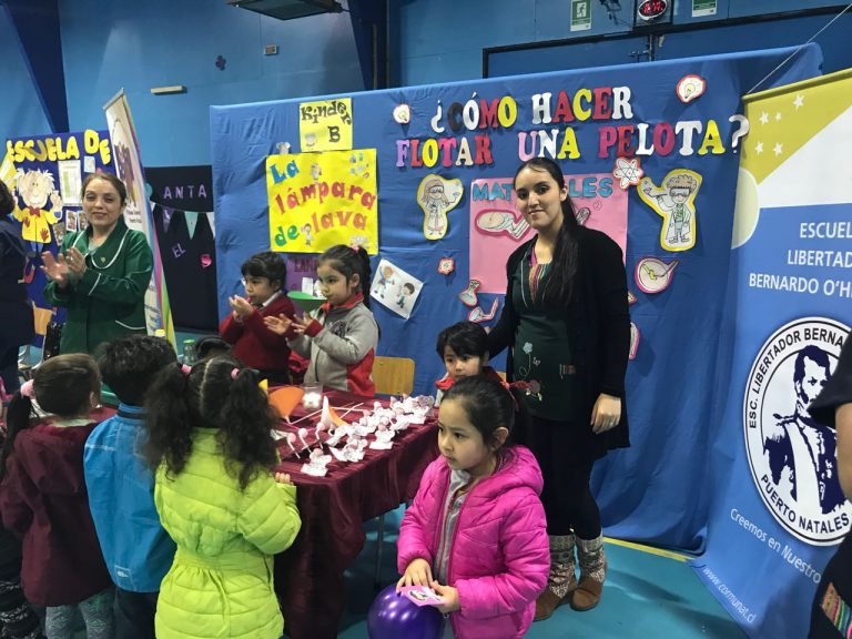 “Pequeños Científicos” de Puerto Natales mostraron sus proyectos en Feria de Ciencias de la Escuela Coronel Santiago Bueras