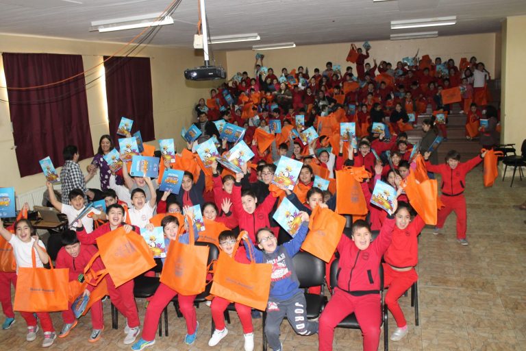 Lanzan simultáneamente el álbum “Un gran viaje por el océano” en Punta Arenas, Puerto Natales y Porvenir