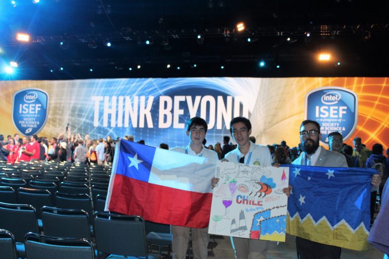 De Magallanes a Estados Unidos: Representantes nacionales relatan su experiencia tras participar en la Feria Intel ISEF