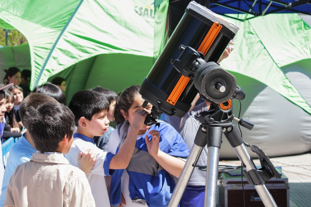 Pichilemu: Planetario Móvil en enero