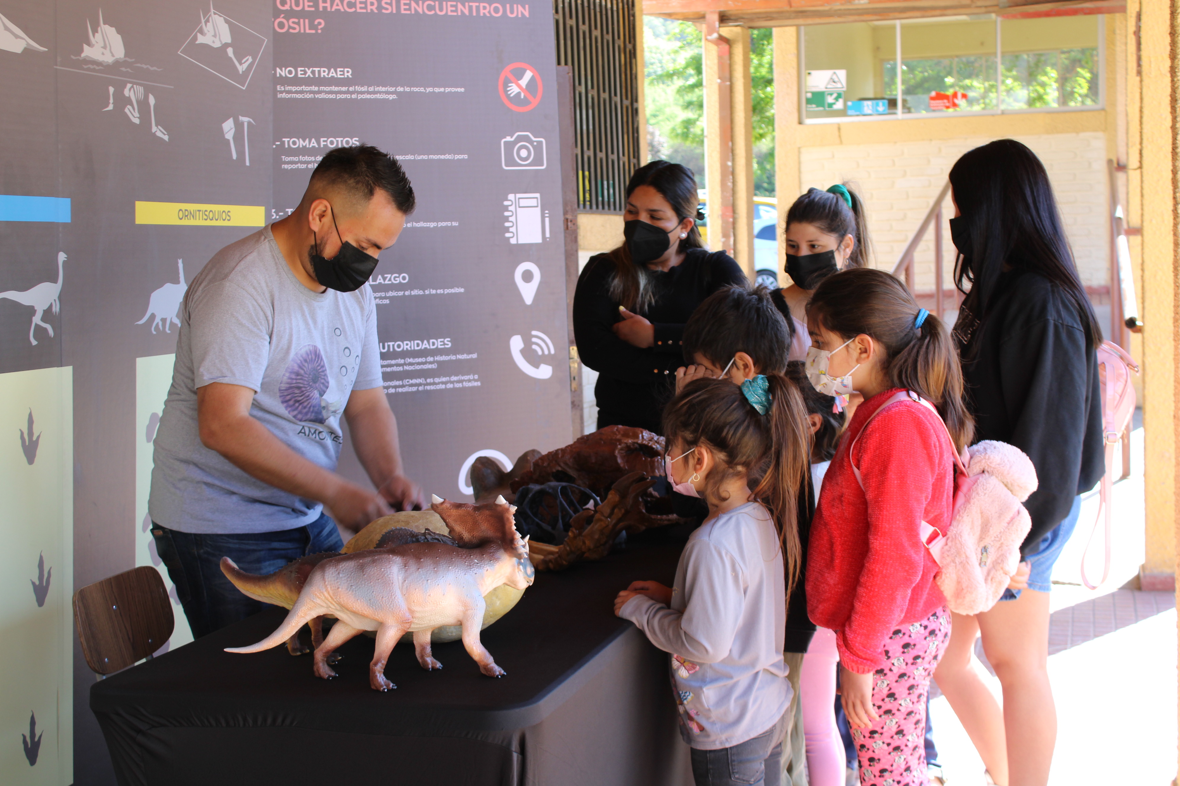 PAR Explora convoca a académicos/as, investigadores/as y docentes a participar de sus actividades