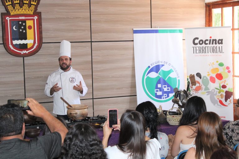 “Alimentémonos Conciencia” culminó sus actividades con taller de cocina territorial en Placilla