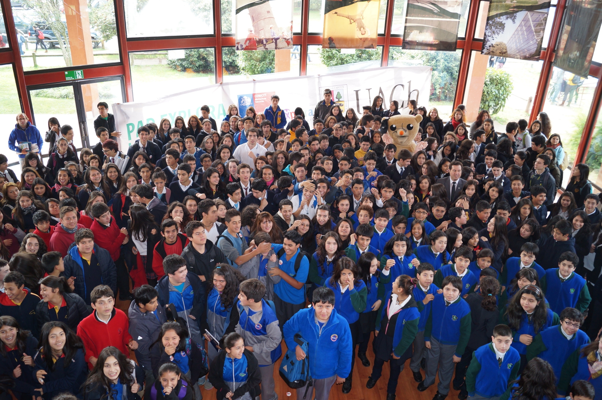 Una ceremonia llena de luz inició las actividades de EXPORA en Los Ríos