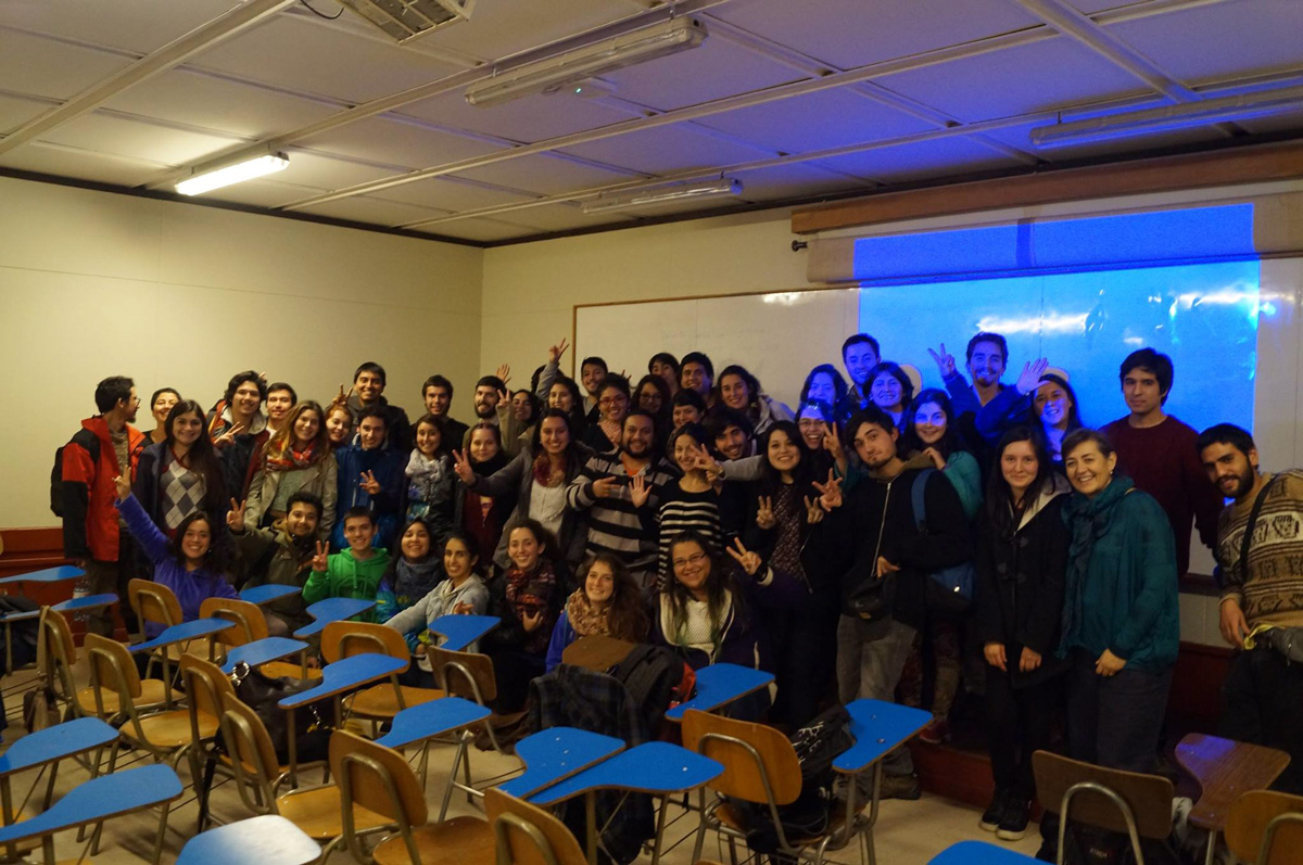 ¿Estudiante universitario/a? Te invitamos a ser parte de la Escuela de Monitor@s Explora