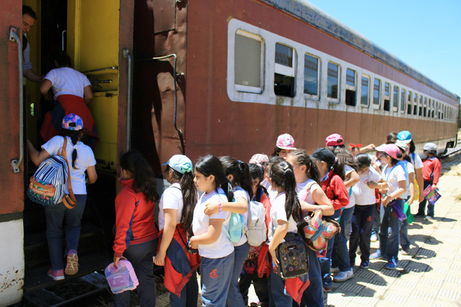 Nos fuimos de paseo en tren junto a los cursos ganadores del Álbum Explora