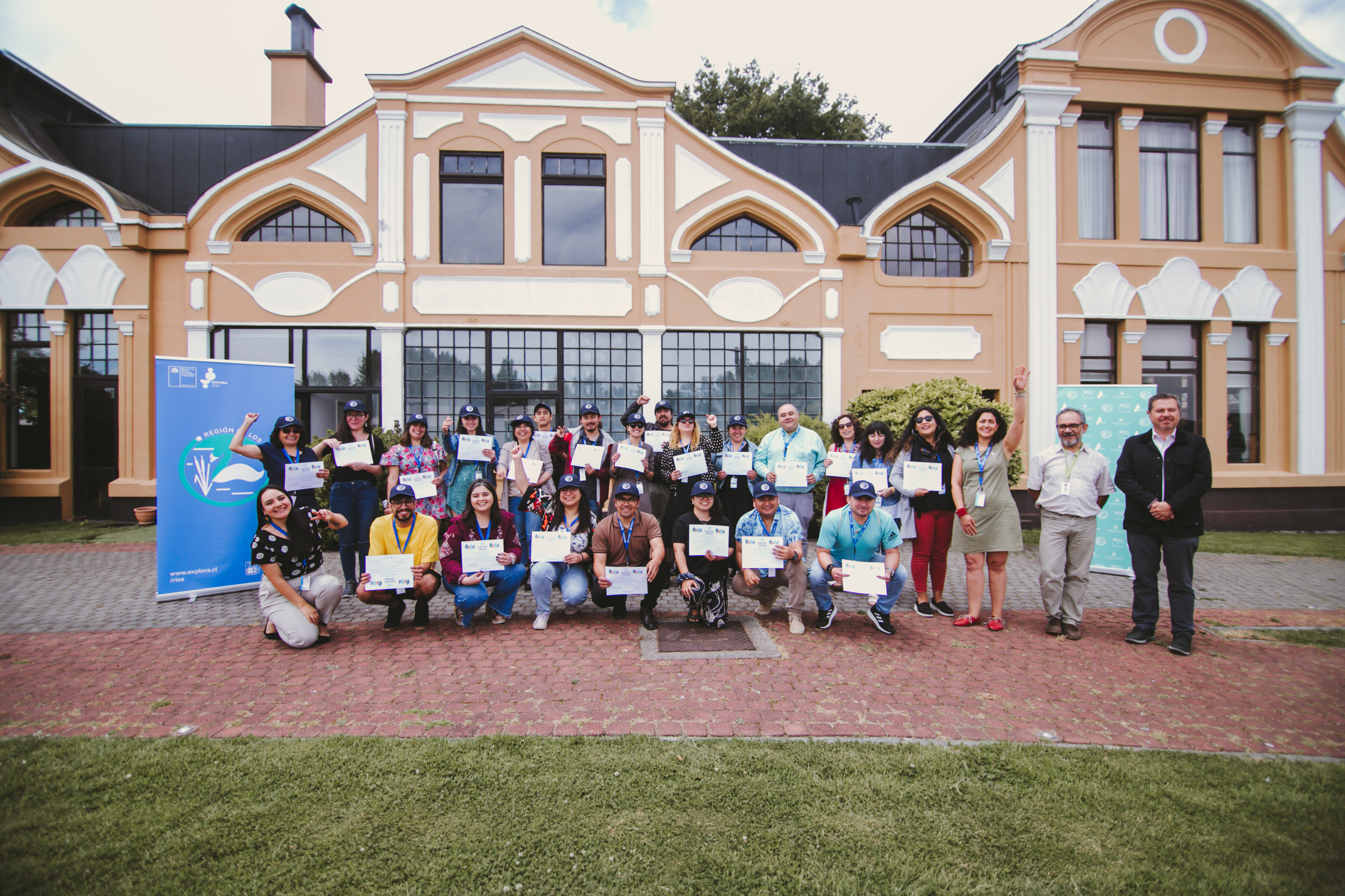 Innovadora iniciativa capacitó de forma gratuita a profesores de la Región de Los Ríos durante 4 días en Valdivia