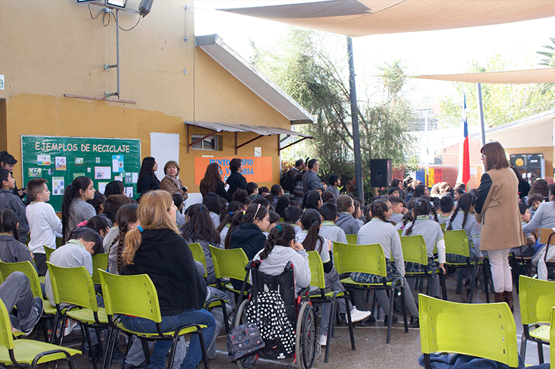 Escuela de Huechuraba obtuvo certificación ambiental de excelencia