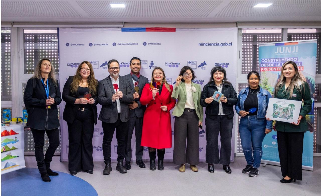 PAR Explora Sur Poniente participa en entrega de Kit PIPE 2025 en jardín infantil JUNJI