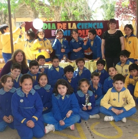 Promociona el "Día de la Ciencia en tu Colegio" con el concurso “Día de la ciencia en 100 segundos”