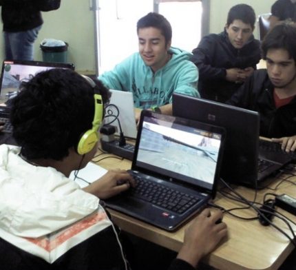 Estudiantes de Enseñanza Media  pueden ser parte de la nueva Pasantía "Programación Básica en Lenguaje en C"