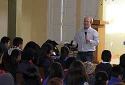Escolares y autoridades inauguraron el Ciclo de Charlas ¿Qué tienes en mente? en Putaendo